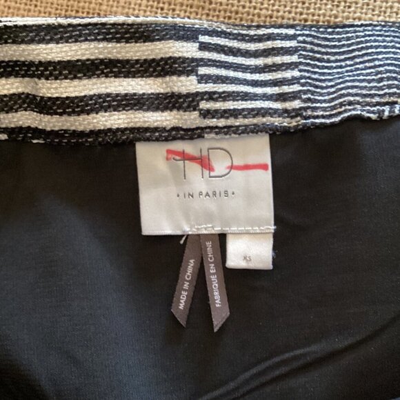 HD In Paris Anthropologie Black & White Geometric Patterned Skirt Size XS XSmall - Picture 2 of 9